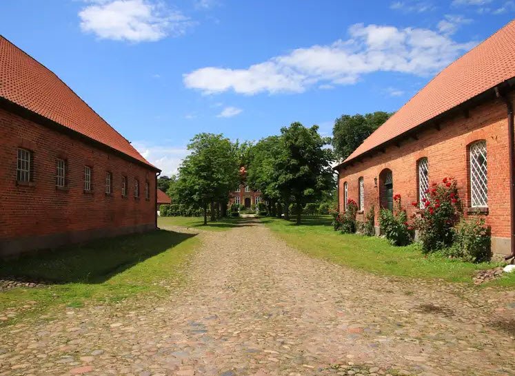 Gut Grünholz, Germany